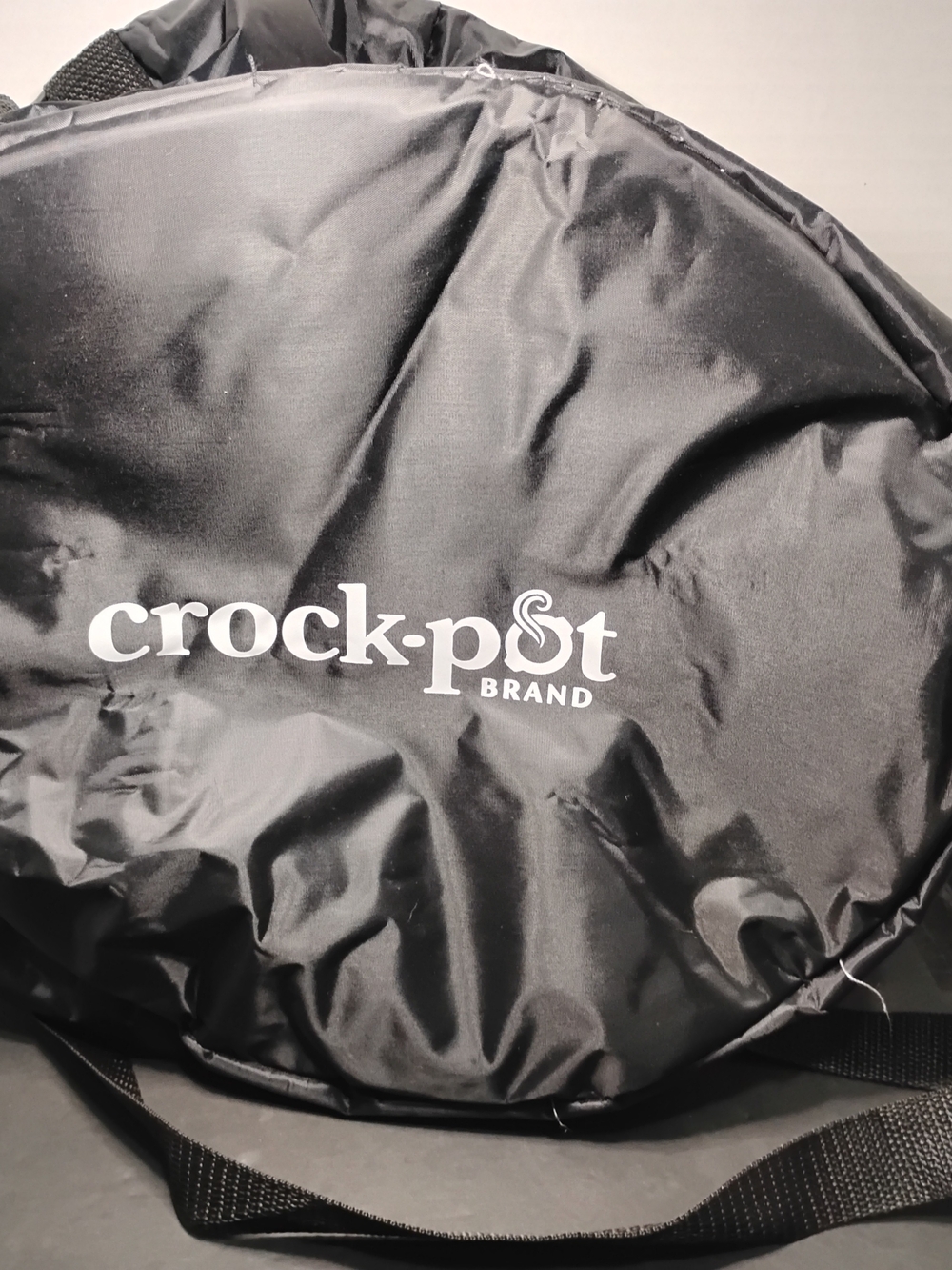 The Crock Pot Insulated Slow Cooker Carrier Travel Bag in black